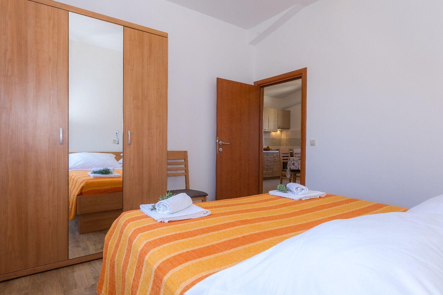 Apartments Zvone1 Veli Rat Kültér fotó